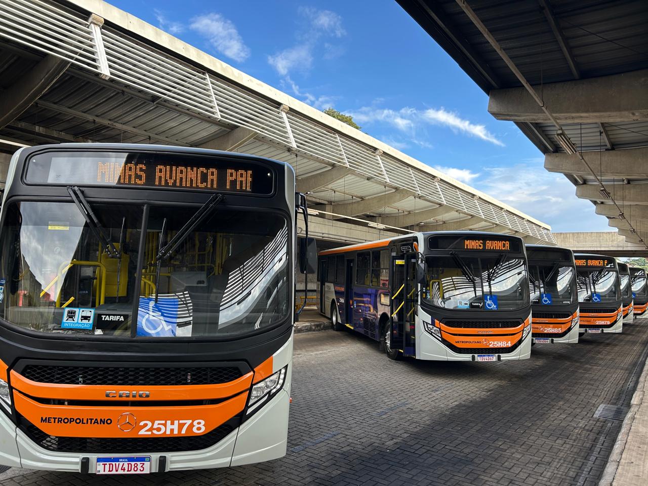 Governo de Minas renova frota de transporte público em Vespasiano com 49 novos ônibus