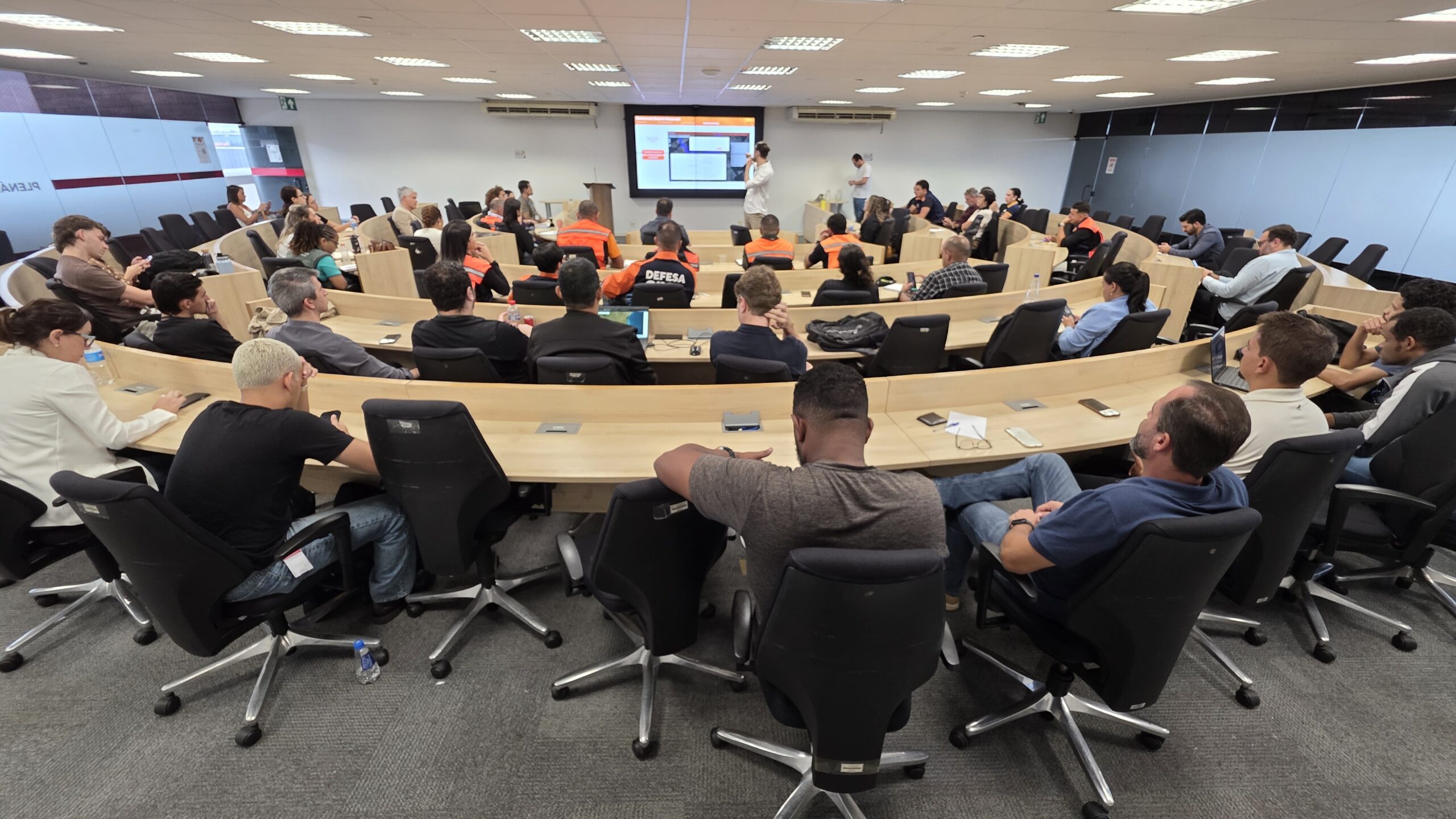 Câmara Temática debate mapeamento de riscos, integração de dados e fortalecimento das Defesas Civis na RMBH