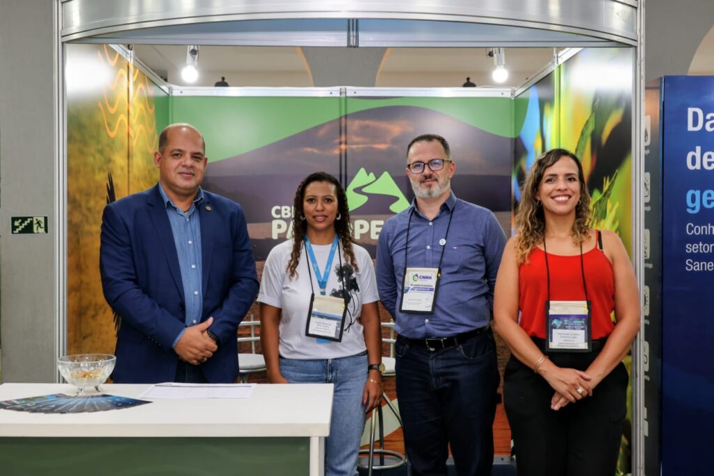 Registro da participação da Agência RMBH, representada por Fernanda Lobo (DP/RMBH) no 3º Fórum Brasil das Águas.